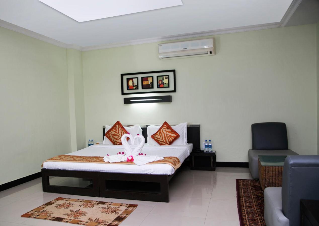 Hotel Hampi International Hospet Exterior photo