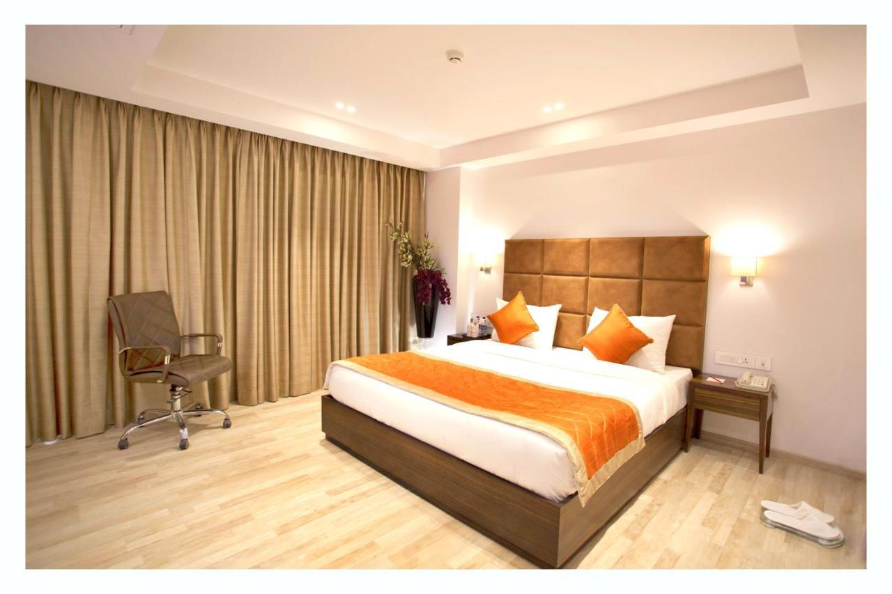 Hotel Hampi International Hospet Exterior photo