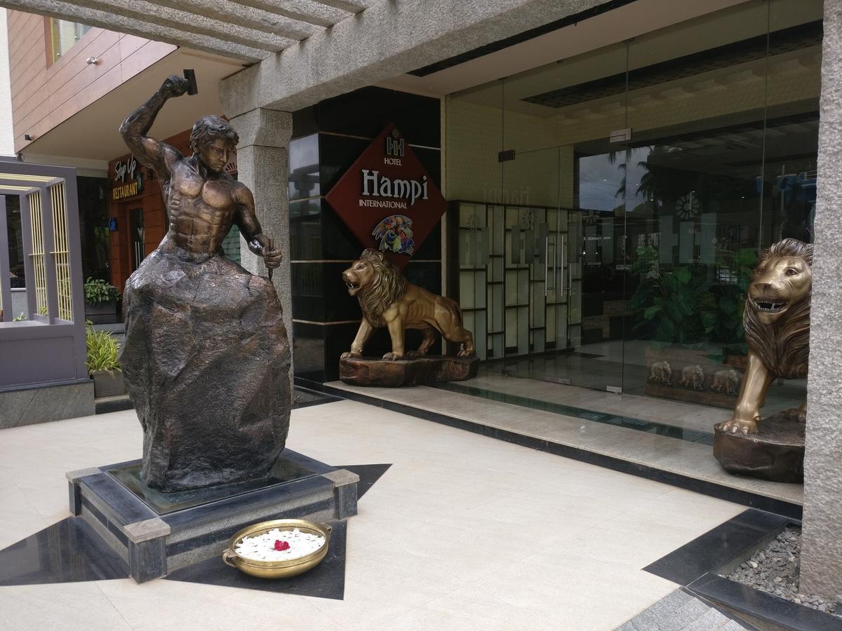 Hotel Hampi International Hospet Exterior photo